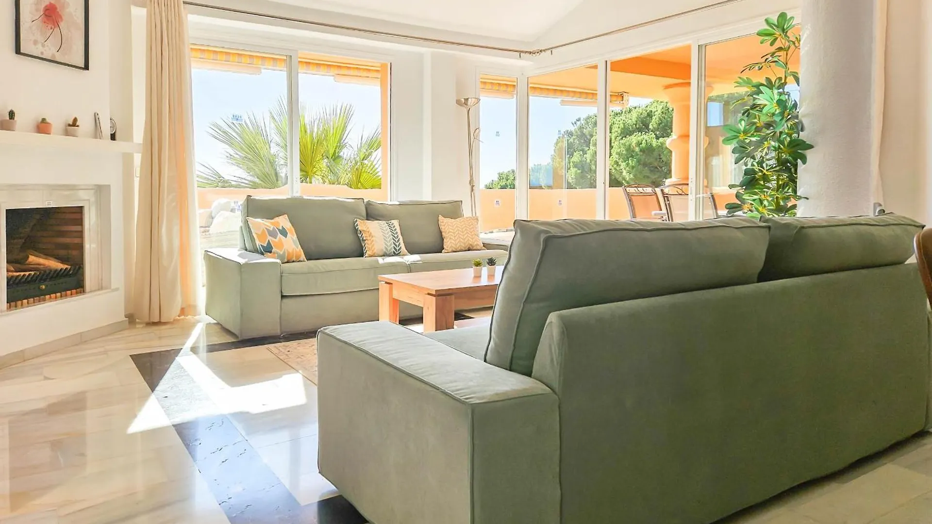 3 Bedroom Penthouse Apartment In Calahonda MIJAS COSTA