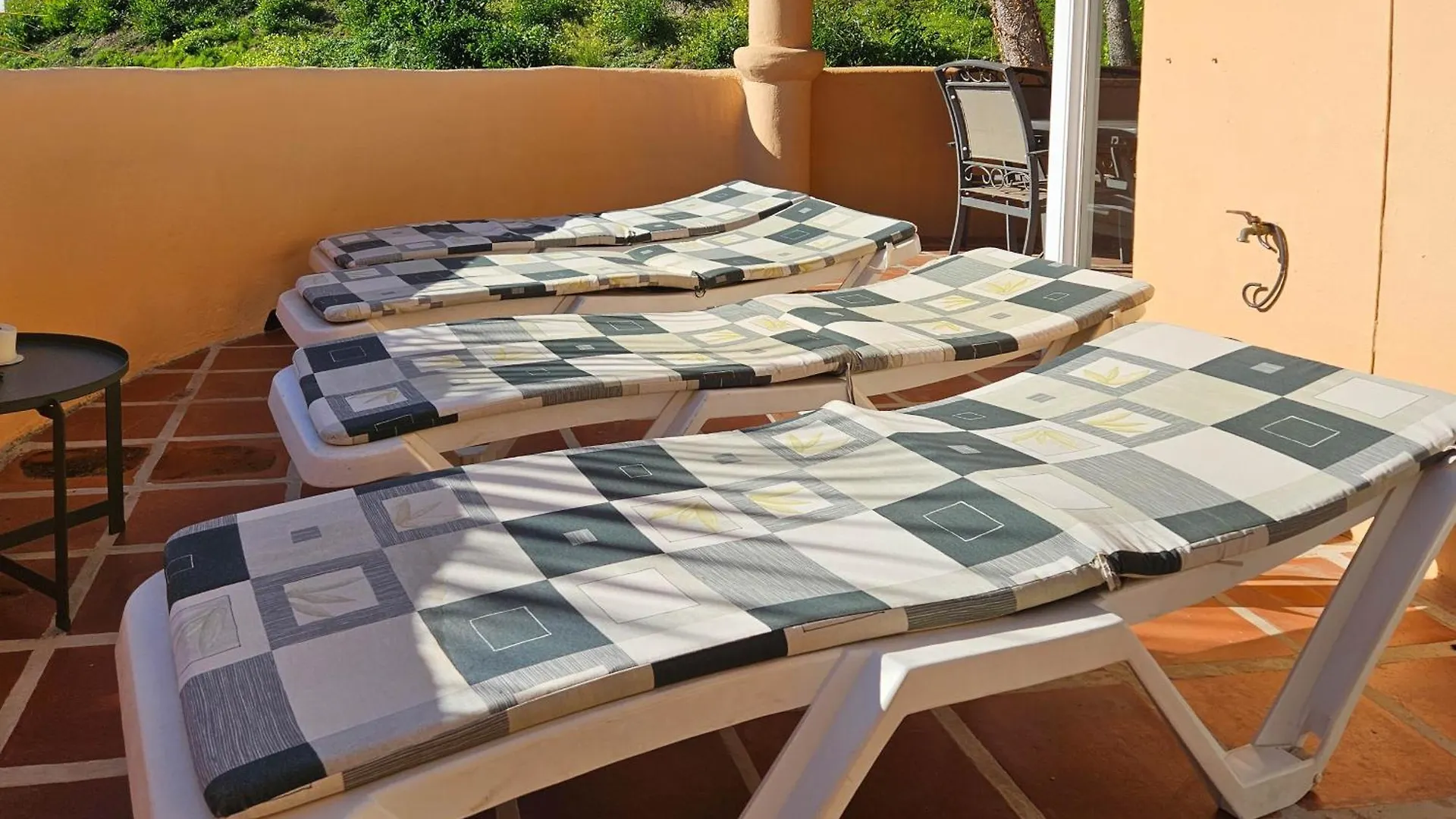 מיחאס קוסטה 3 Bedroom Penthouse Apartment In Calahonda